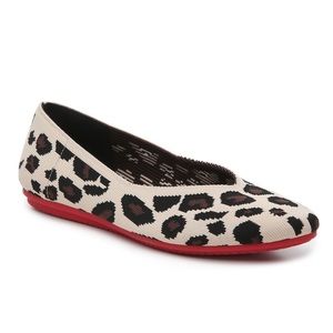 Kelly & Katie - Leopard Print Flats - 7 1/2